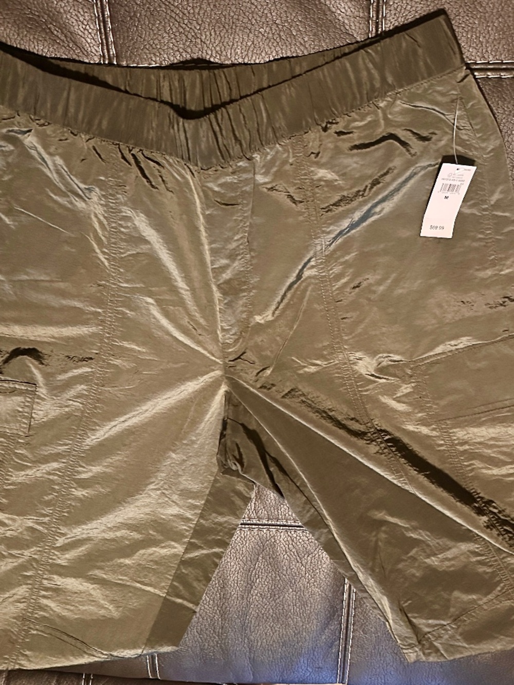 Gap Fit M Cargo Pants NWT